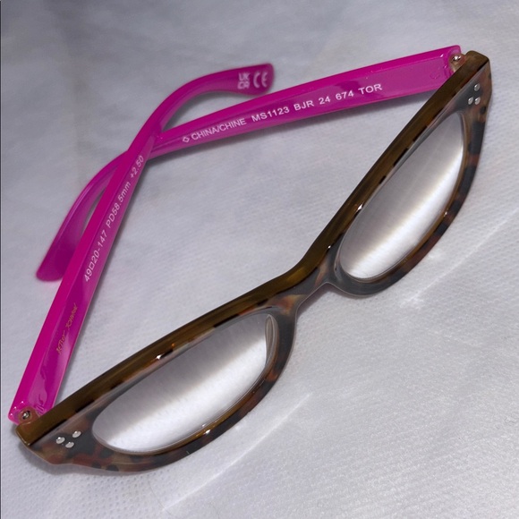 Betsey Johnson +2.50 Brown Tortoise Hot Pink Cat Eye Thick Frame Reading Glasses - Picture 9 of 10